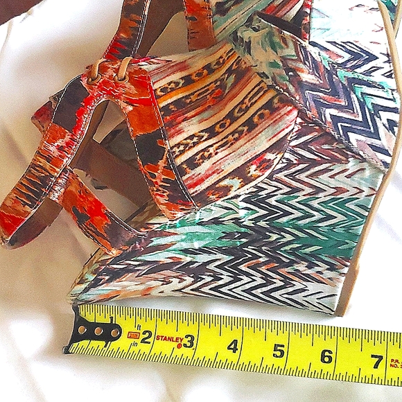 Dollhouse Wedge Sandles - Picture 6 of 8